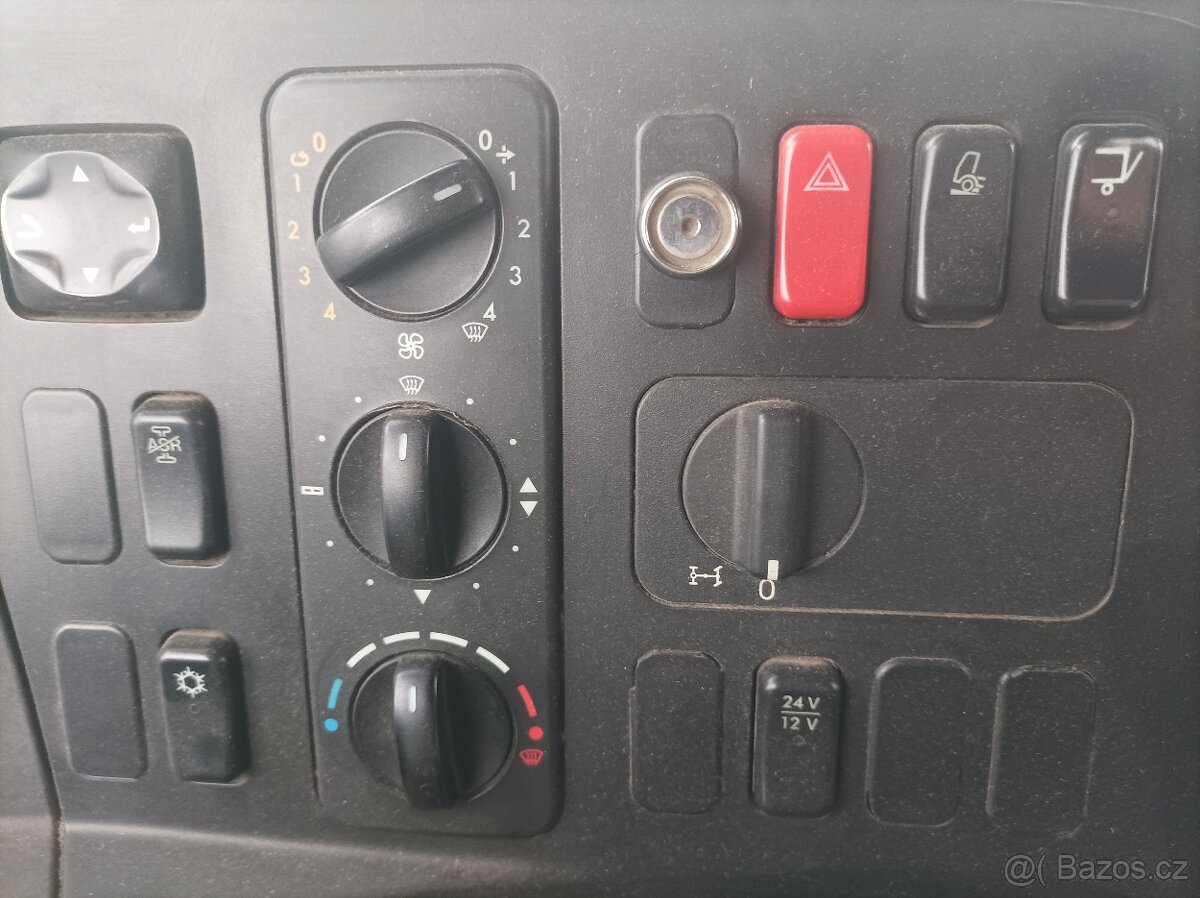 Mercedes Axor 1833 rv. 2008 - 10