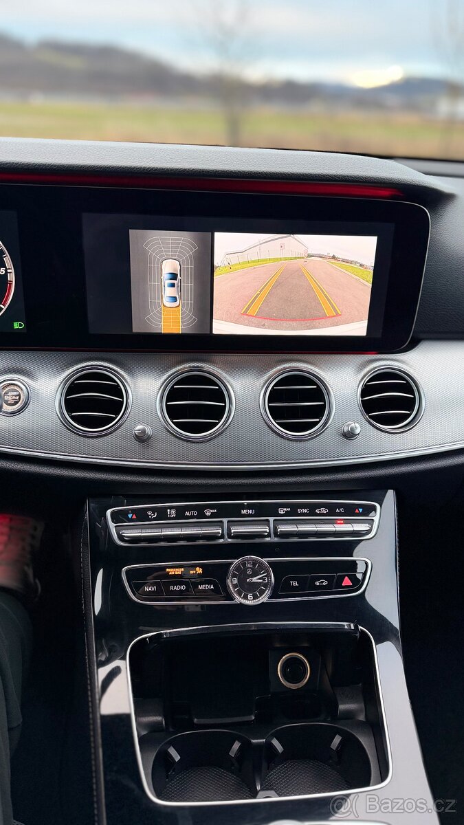 Mercedes-Benz E220 - 10