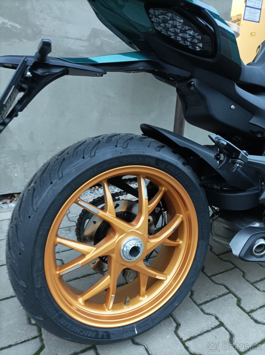 JD 750 by JAWA Racing - 10