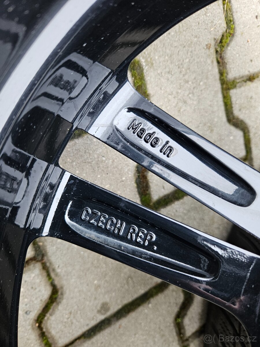 Originální Alu Mercedes 225/45/18 Zimní Bridgestone. - 10