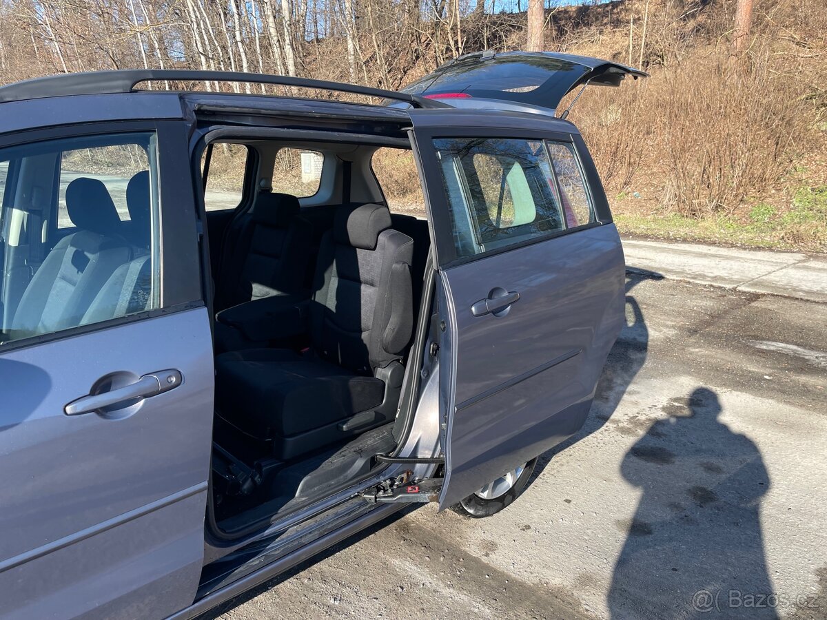 Mazda 5 1.8i 85kW 7 míst nová STK - 10