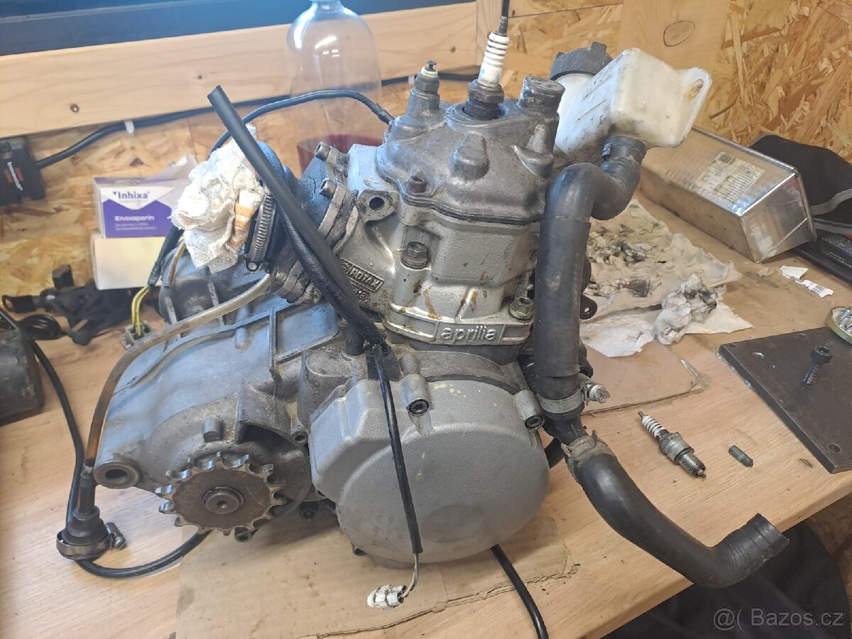 Aprilia rs 125 díly - 10