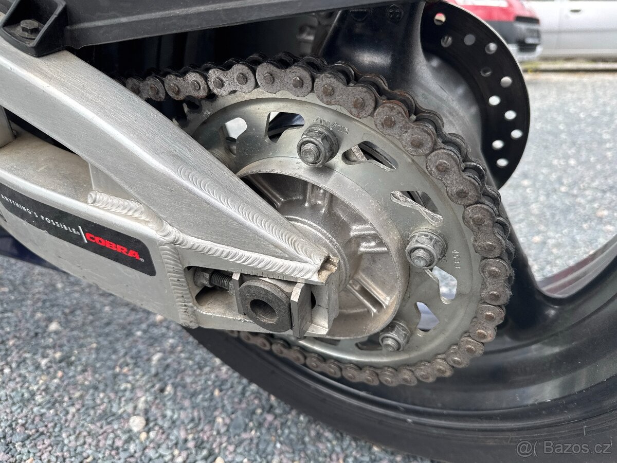 Honda CBR 900 RR Fireblade SC44 NEHAVAROVANÁ - 10