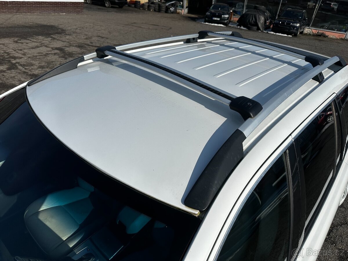 VOLVO XC90 2,4D5 - MOMENTUM - 7 MÍST - SERVIS - 10