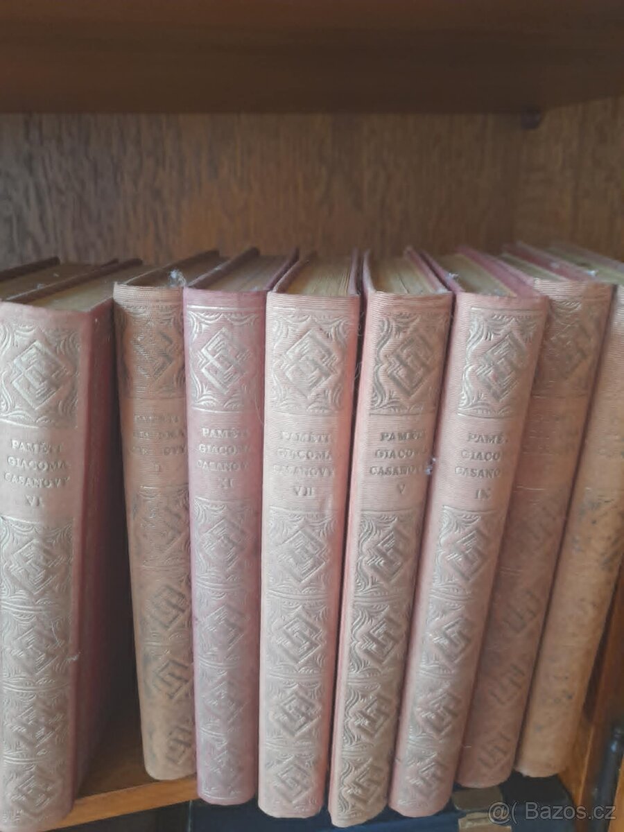 pozůstalost - cca 700 knih - 10