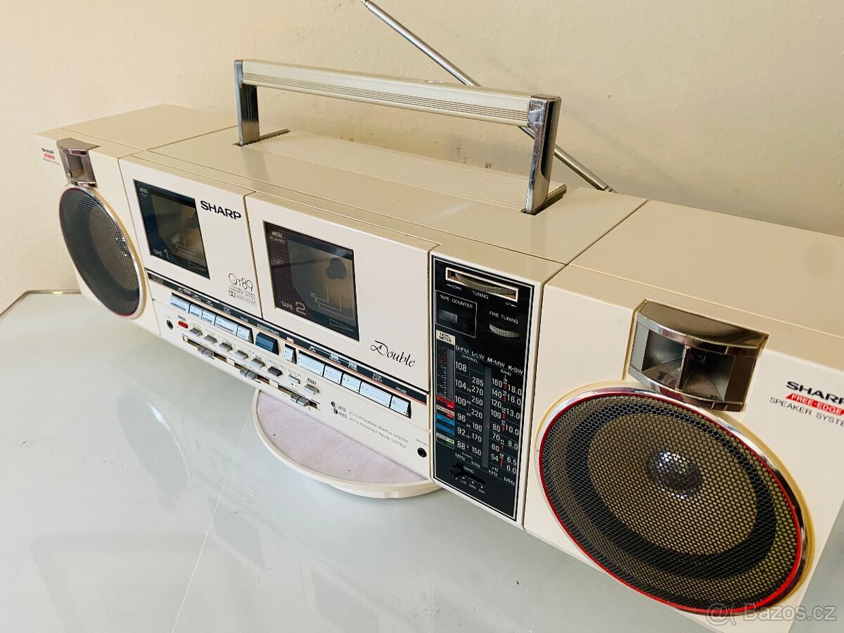 Radiomagnetofon Sharp QT 89HW, rok 1986 - 10