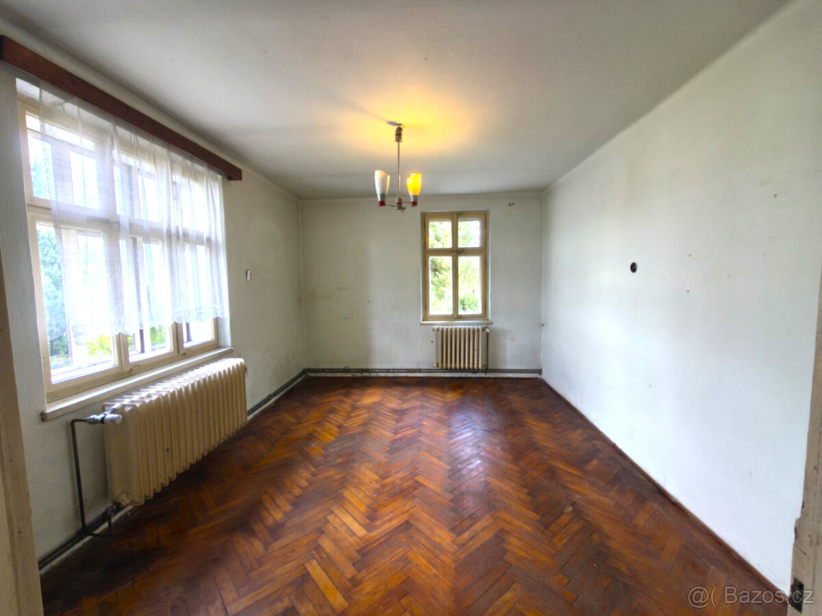 Chvalkovice - Střeziměřice -rodinný dům 3+1, pozemek 2066 m2 - 10