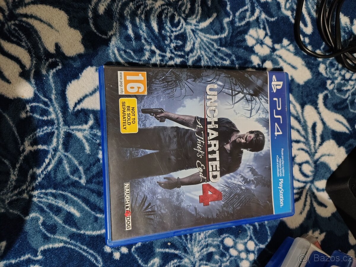 PlayStation 4 Slim 1TB - 10