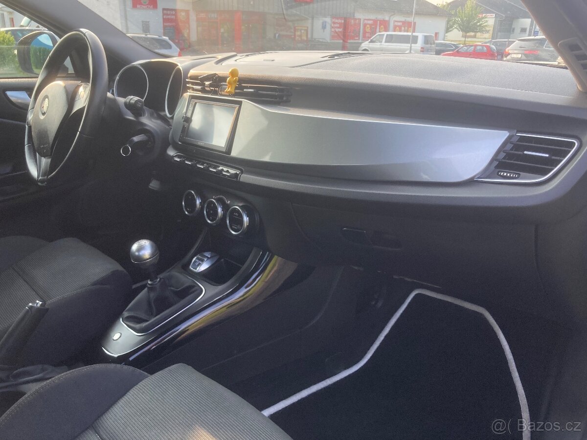 Alfa Romeo Giulietta 2.0 jtdm2 - 10