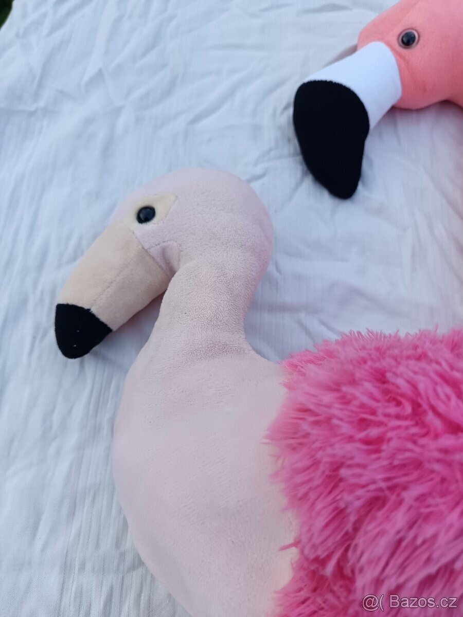 plyšový plameňáci, Pinďa, pes - 10