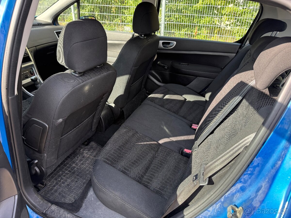Peugeot 307 1.6HDi 16v - 10