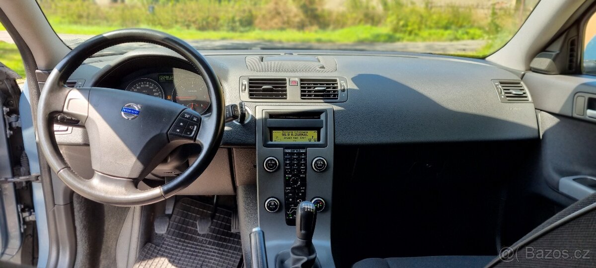 Volvo V50, 1.6 nafta, 84kW, 2011 - 10