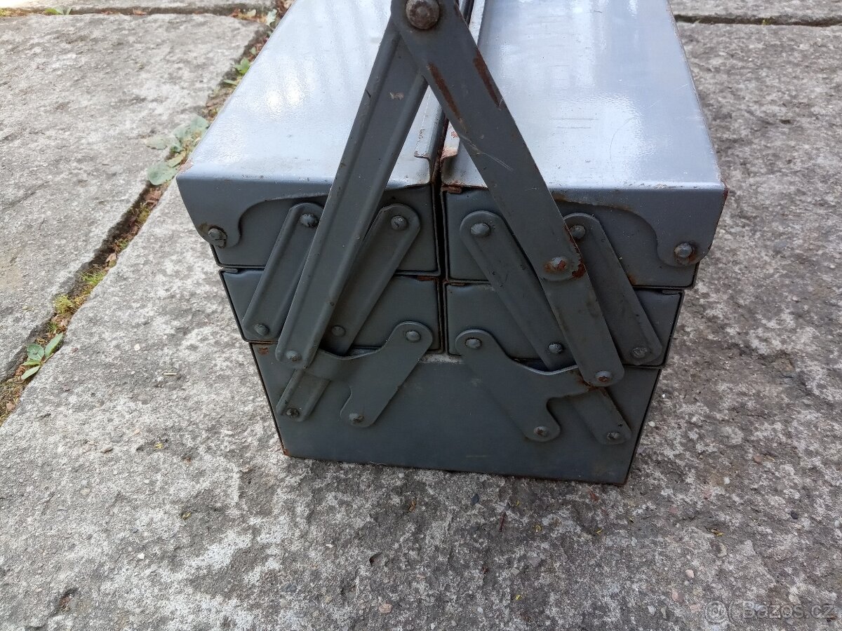 Bedna na nářadí - 10