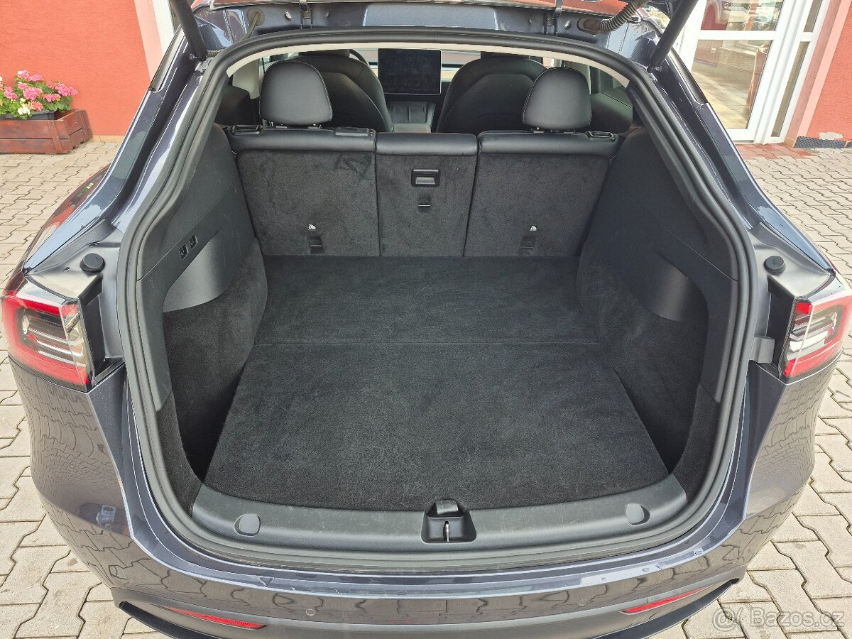 Tesla Model Y Long Range 378kW SOH 92,4%(ODPOČET DPH) - 10