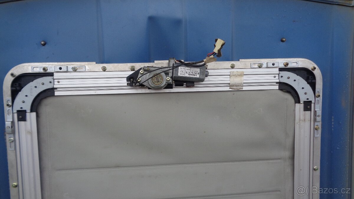 Suzuki Jimny diely elektrická strecha - 10