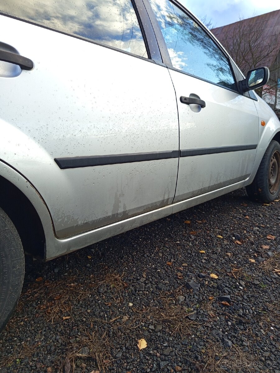 Ford fiesta 1.4 TDCi - 10