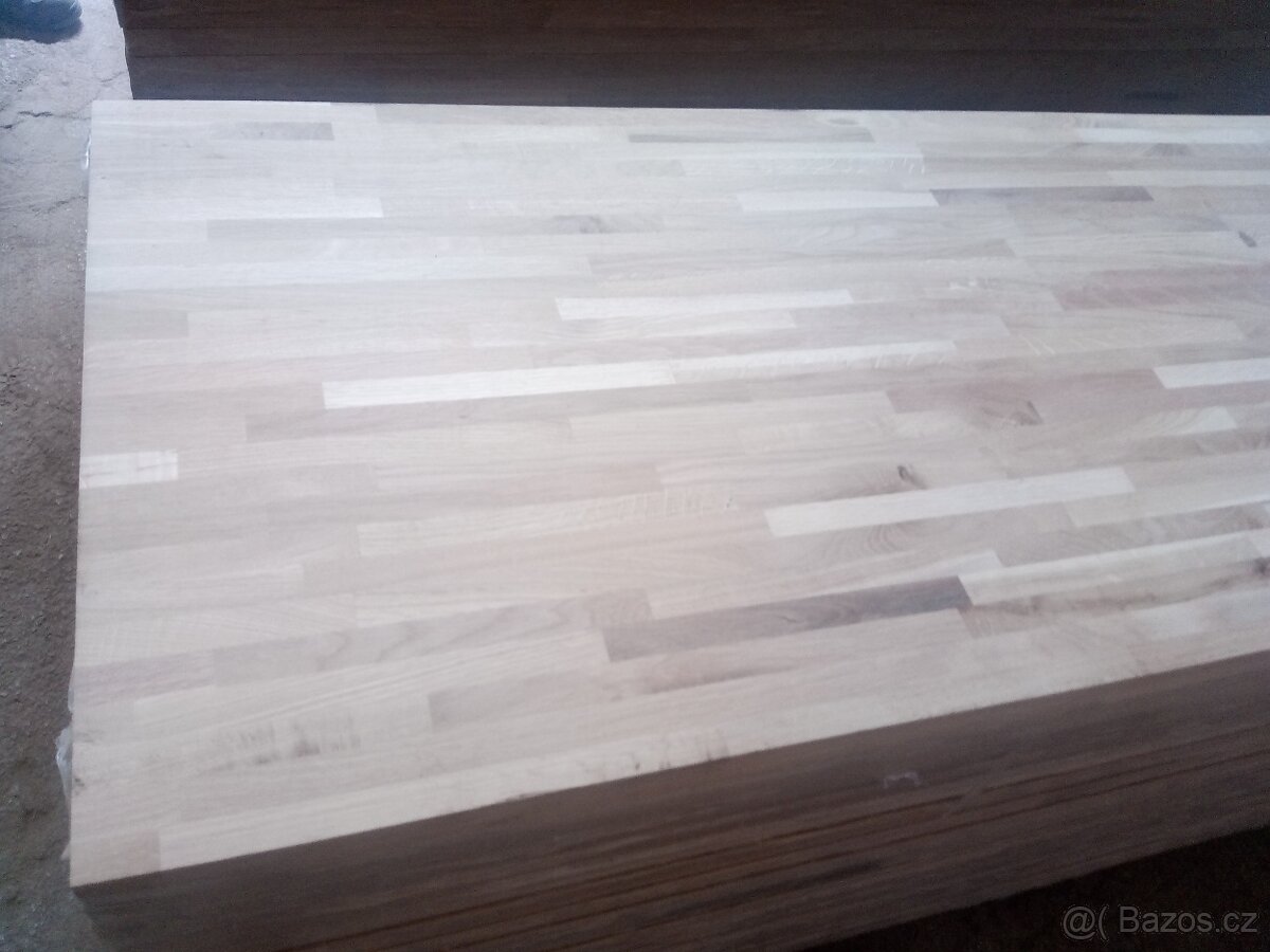 Dubová spárovka 40 x 650 x 3000 mm - 5300,- Kč/ ks - 10