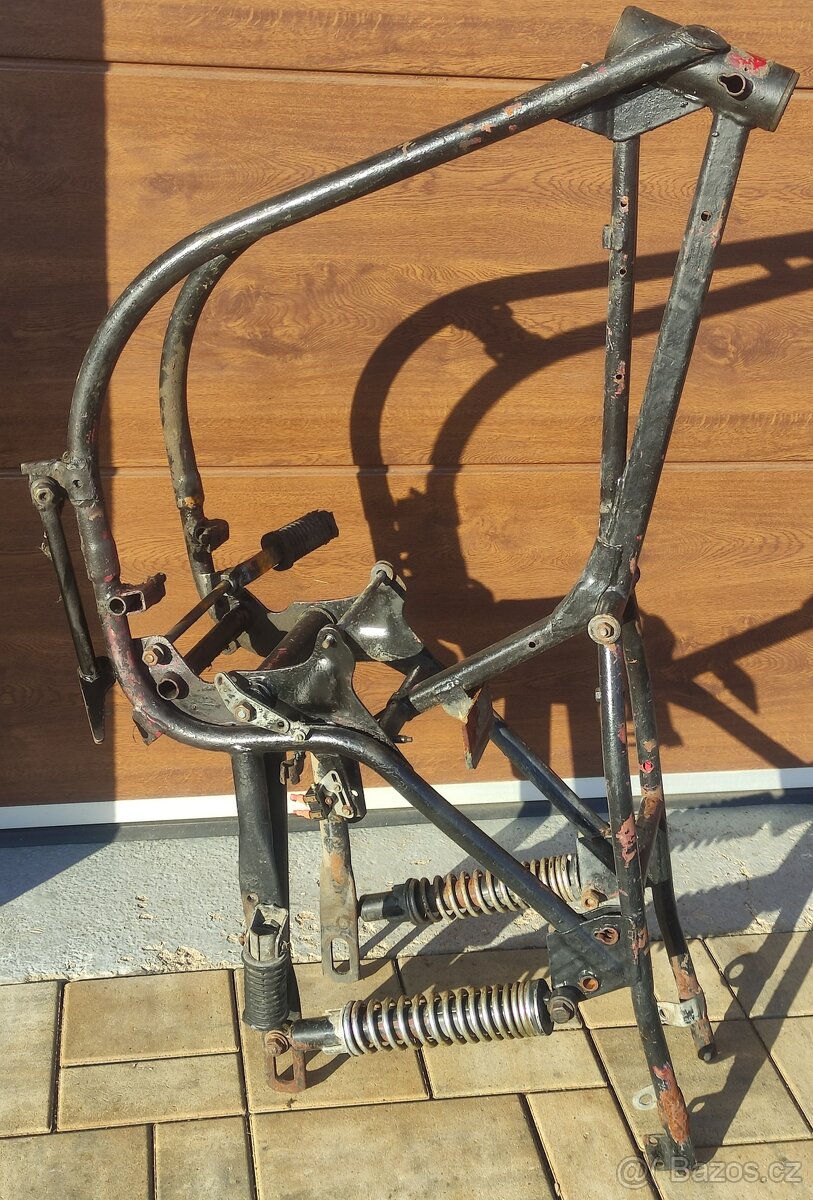 Jawa 350/634 - rám 1973/74 - 10