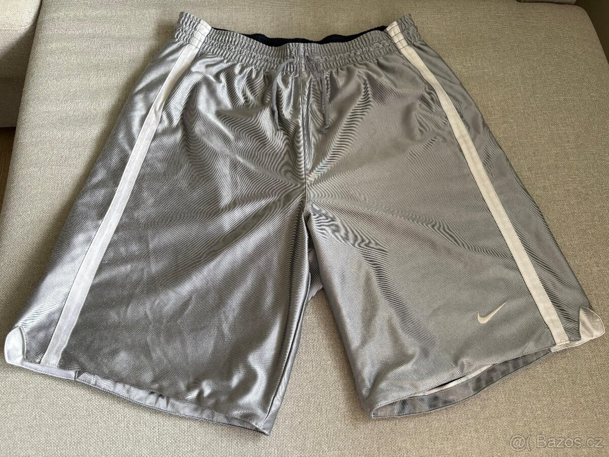 Oboustranné kraťasy, šortky - NIKE - 10