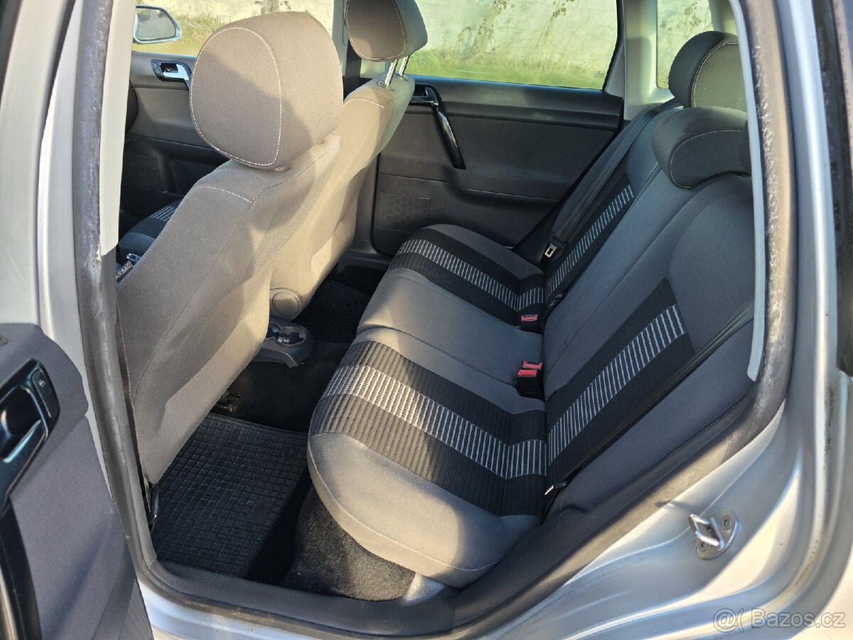 Volkswagen Polo 2008 1.4 TOP výbava - 10