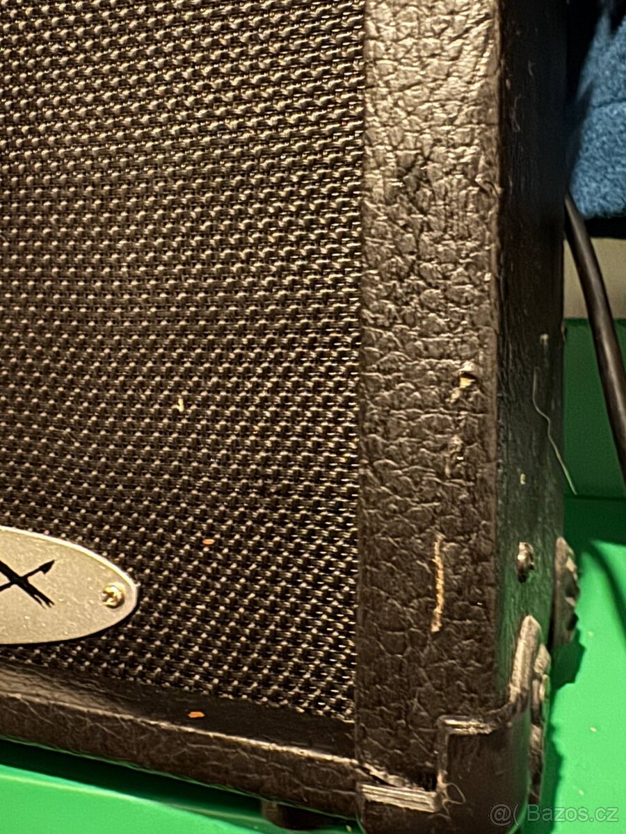 Electrical Guitar QTX + Amplifier - 10