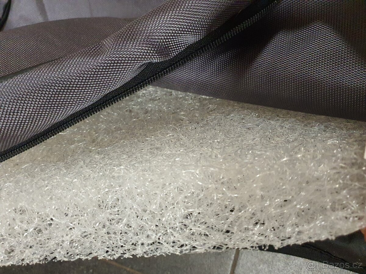 ALU klec - značkový box větší pes + PODLOŽKA - 10