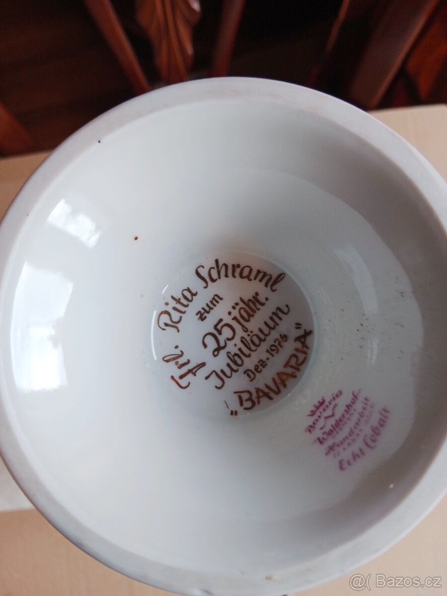 Krasná stará porcelánová zdobená amfora, - 10