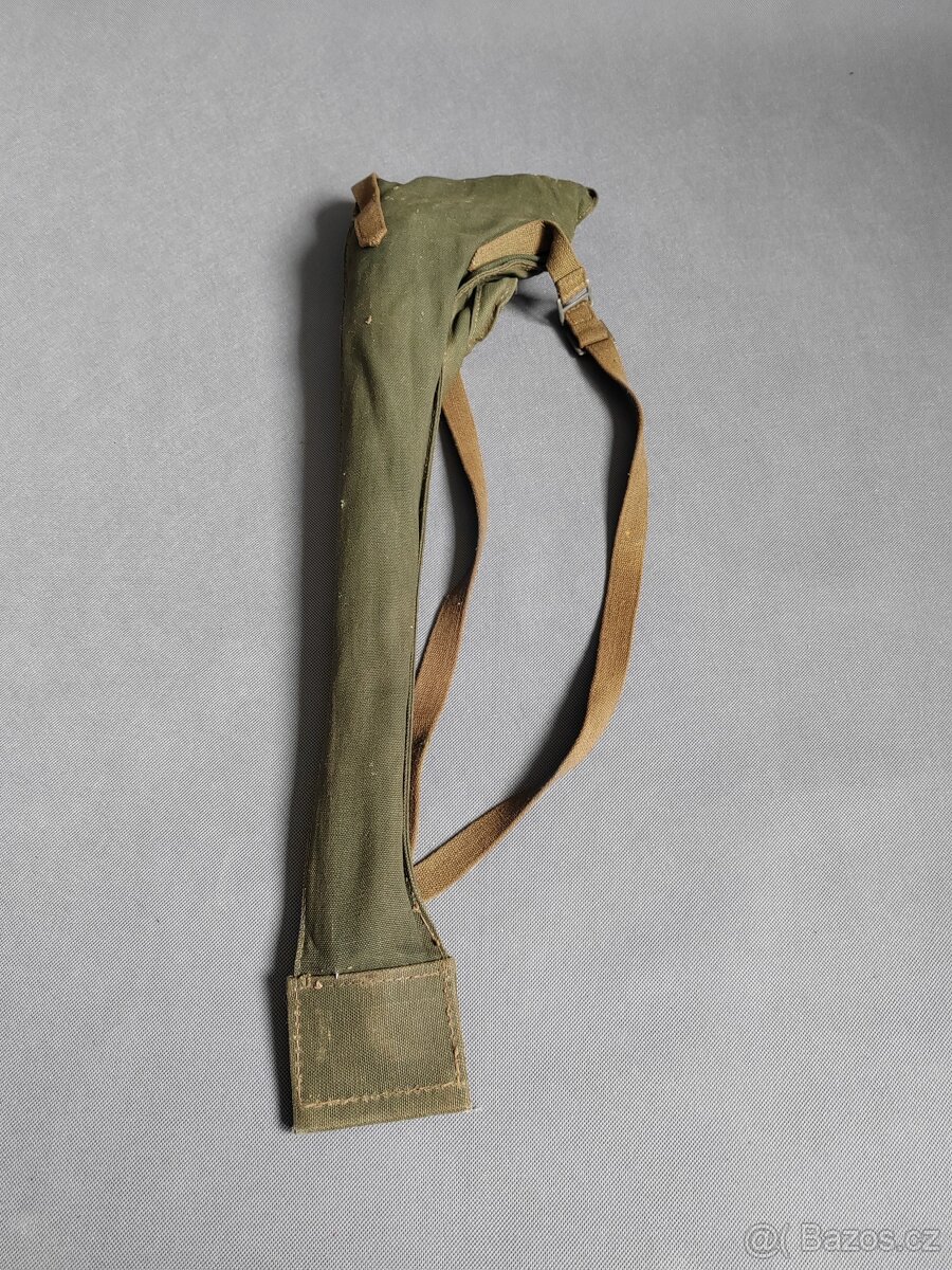 Wehrmacht-ženijní vlaječky se značeným futrálem - 10