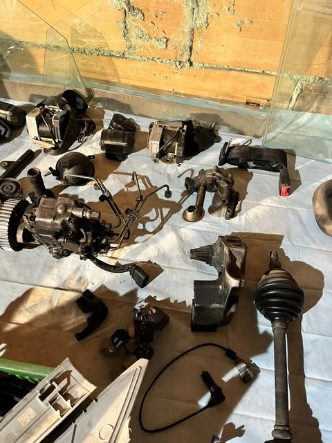 levné náhradní díly z Octavia 1.9 tdi 66,81 Kw - 10