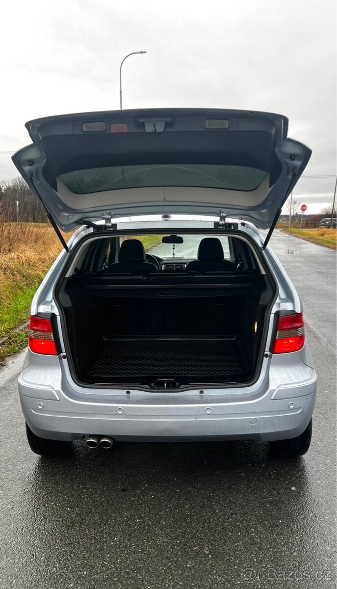 Mercedes Benz třídy B 200 Turbo - 10