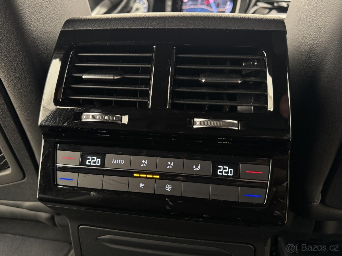 Volkswagen Touareg, 3.0Tdi CZ 1-MAJ DPH R-LINE - 10