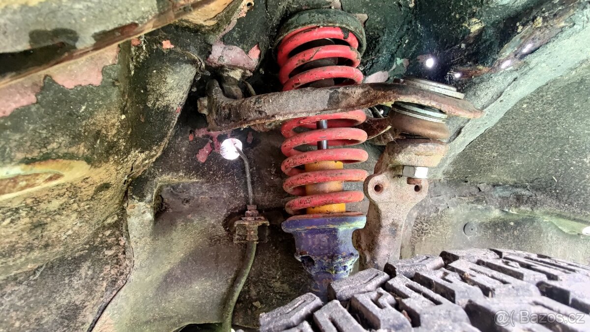 CRX autokros kastle + díly - 10