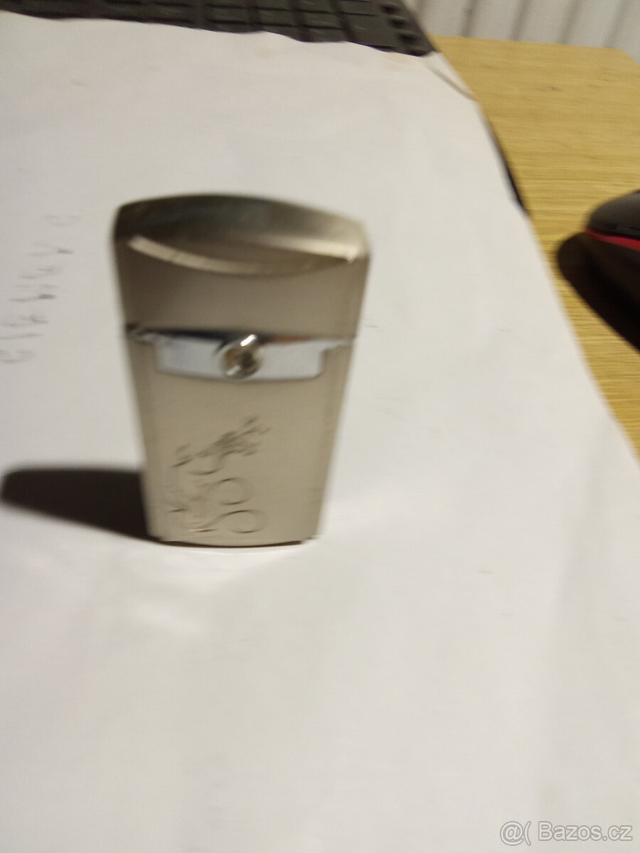 Zapalovac plus pouzdro - 10