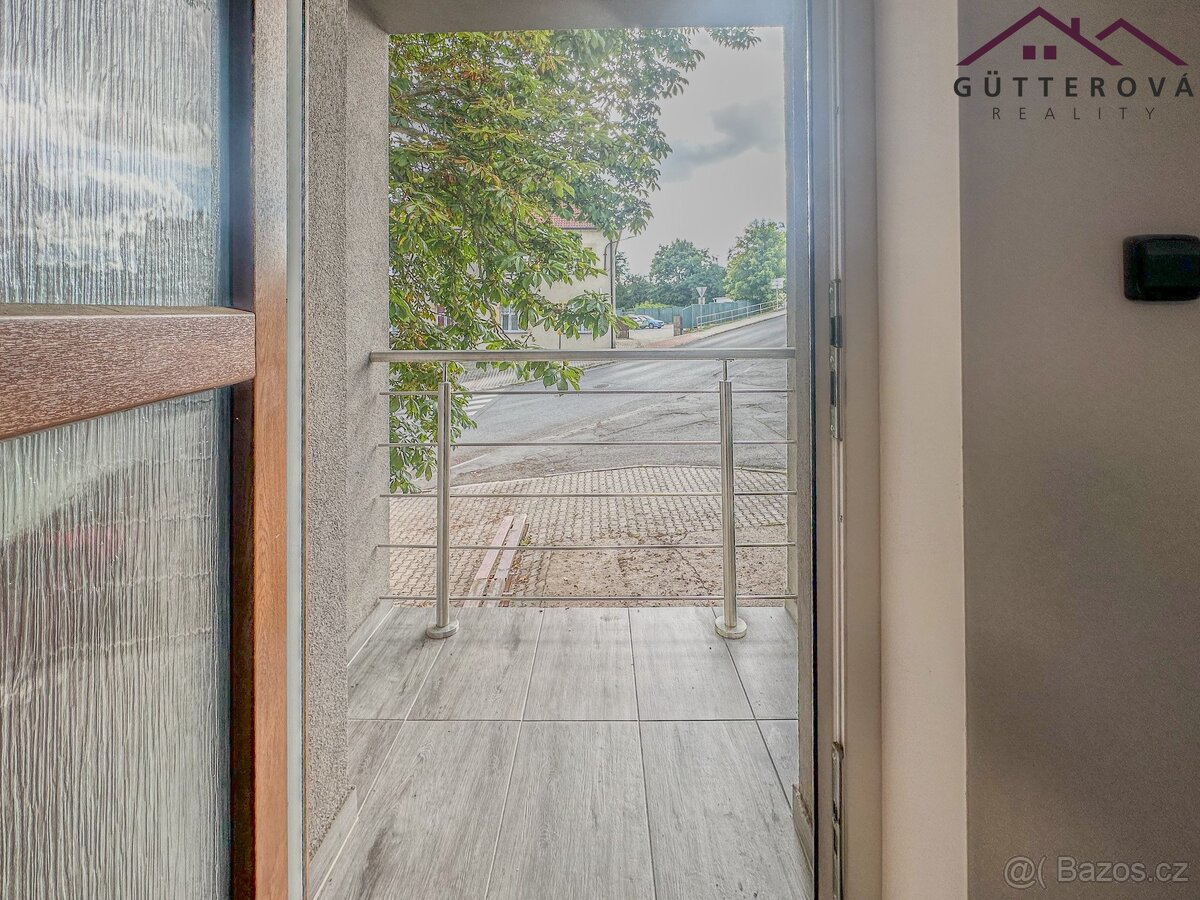 Pronájem bytu 2+kk 64 m², Holýšov, ev.č. yIGB073 - 10