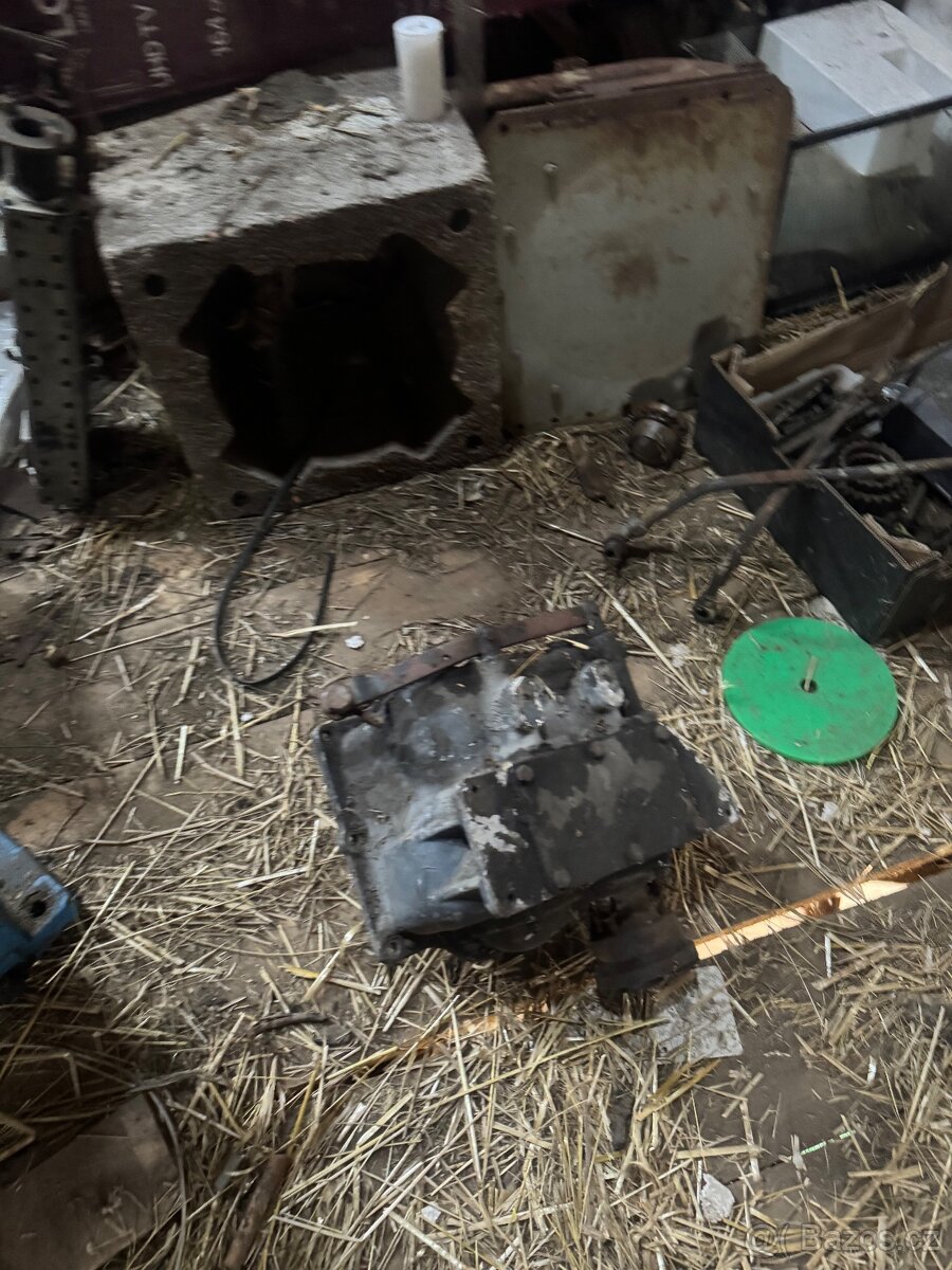 Konvolut Dílů UŘ I UŘ II CRYSTAL TATRA UNHZ - 10