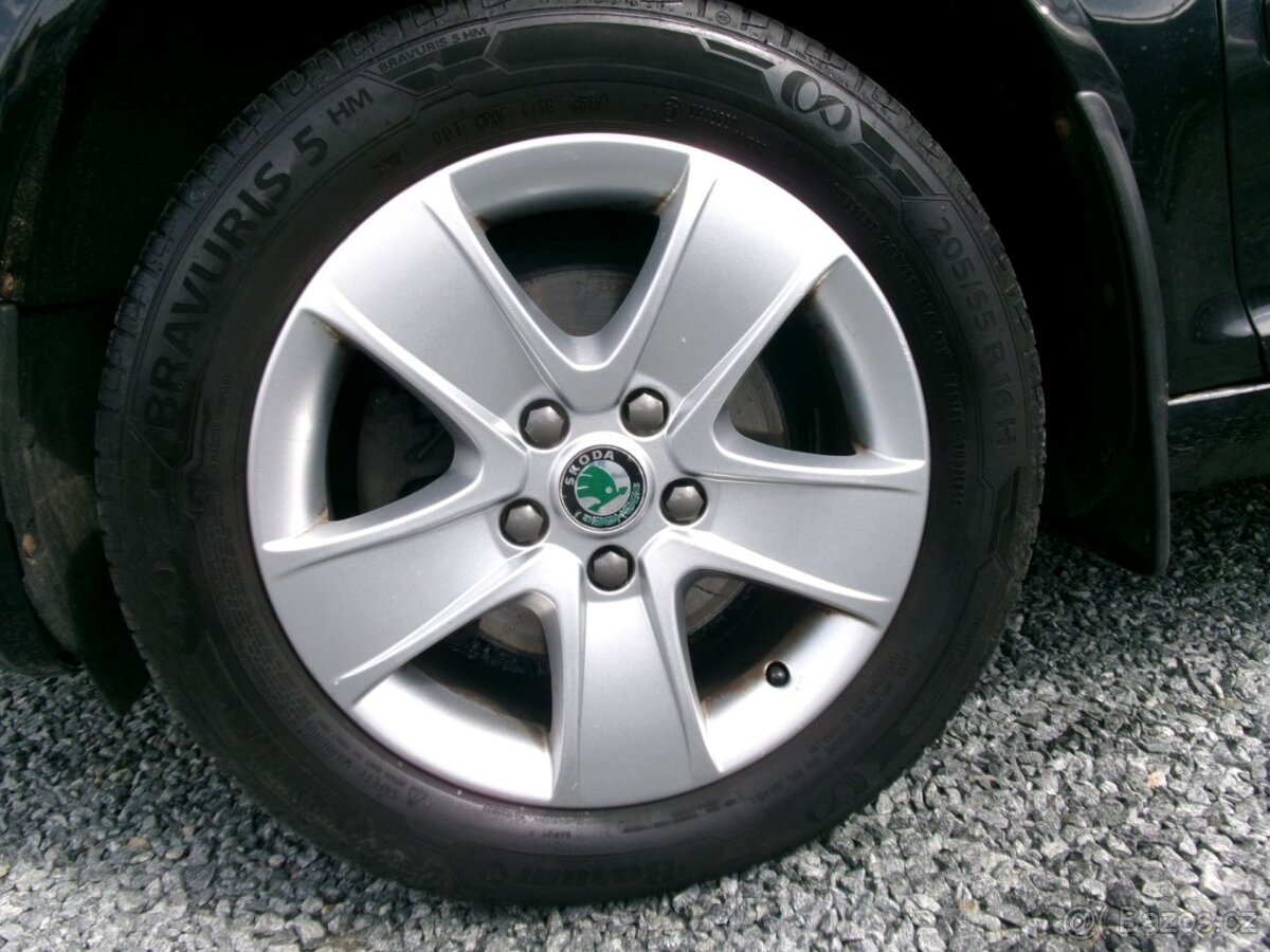 ŠKODA OCTAVIA 1,8TSi ELEGANCE COMBI TAŽNÉ ZAŘÍZENÍ - 10