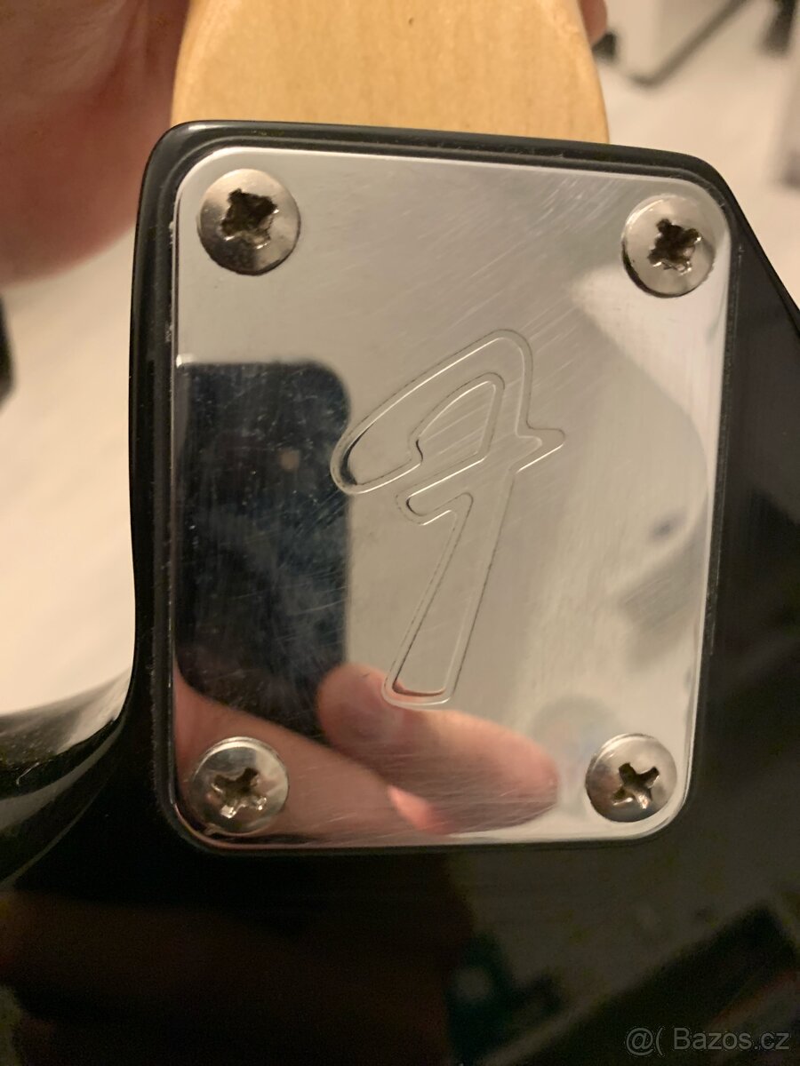 Fender Stratocaster Replika - 10