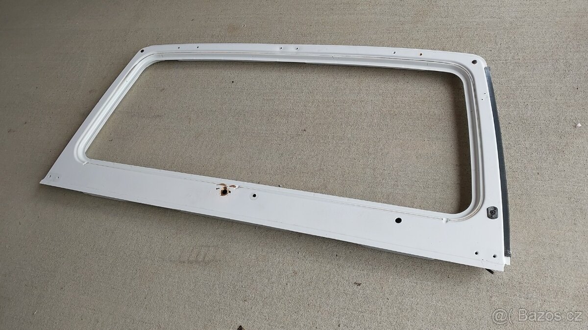 Suzuki Samurai SJ413 – Rám čelního skla bílý - 10