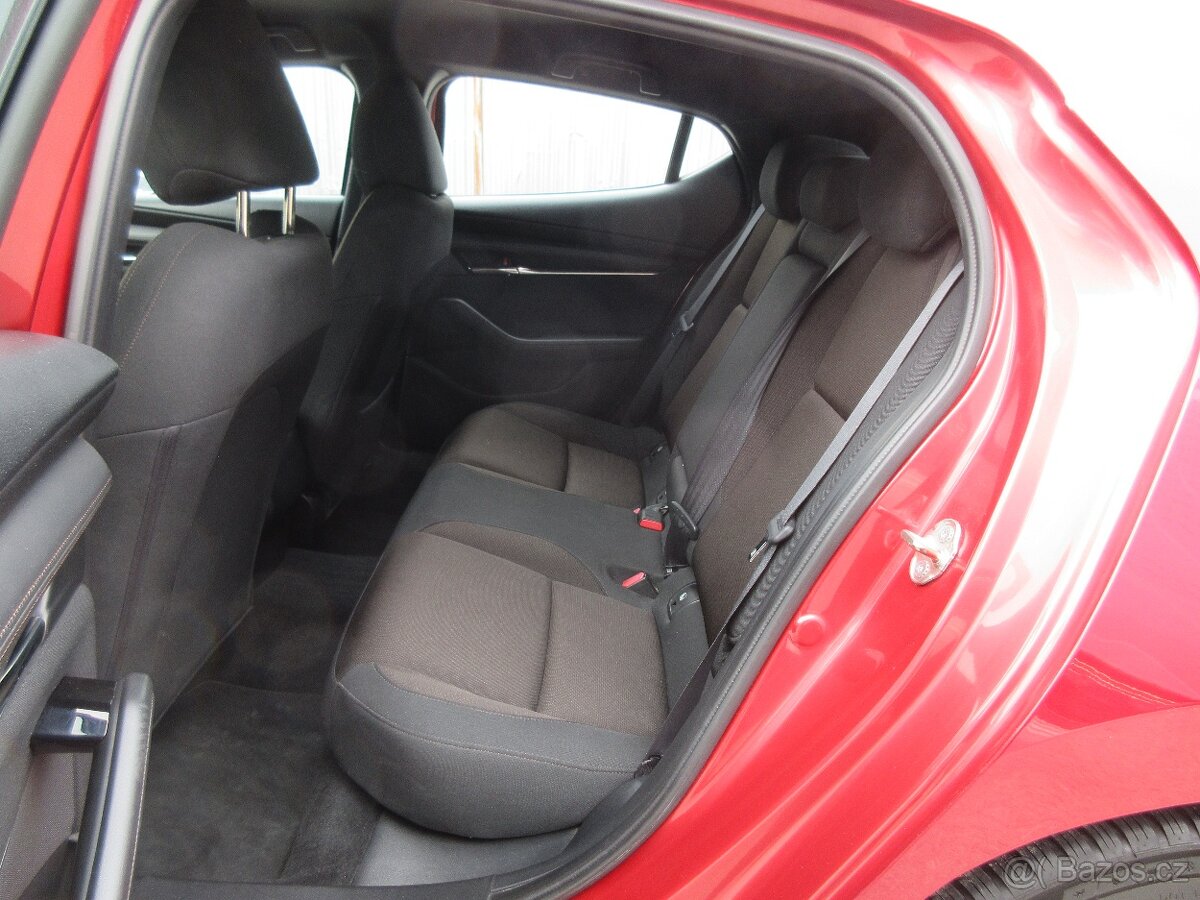 Mazda 3 1.8 Skyactiv - 10