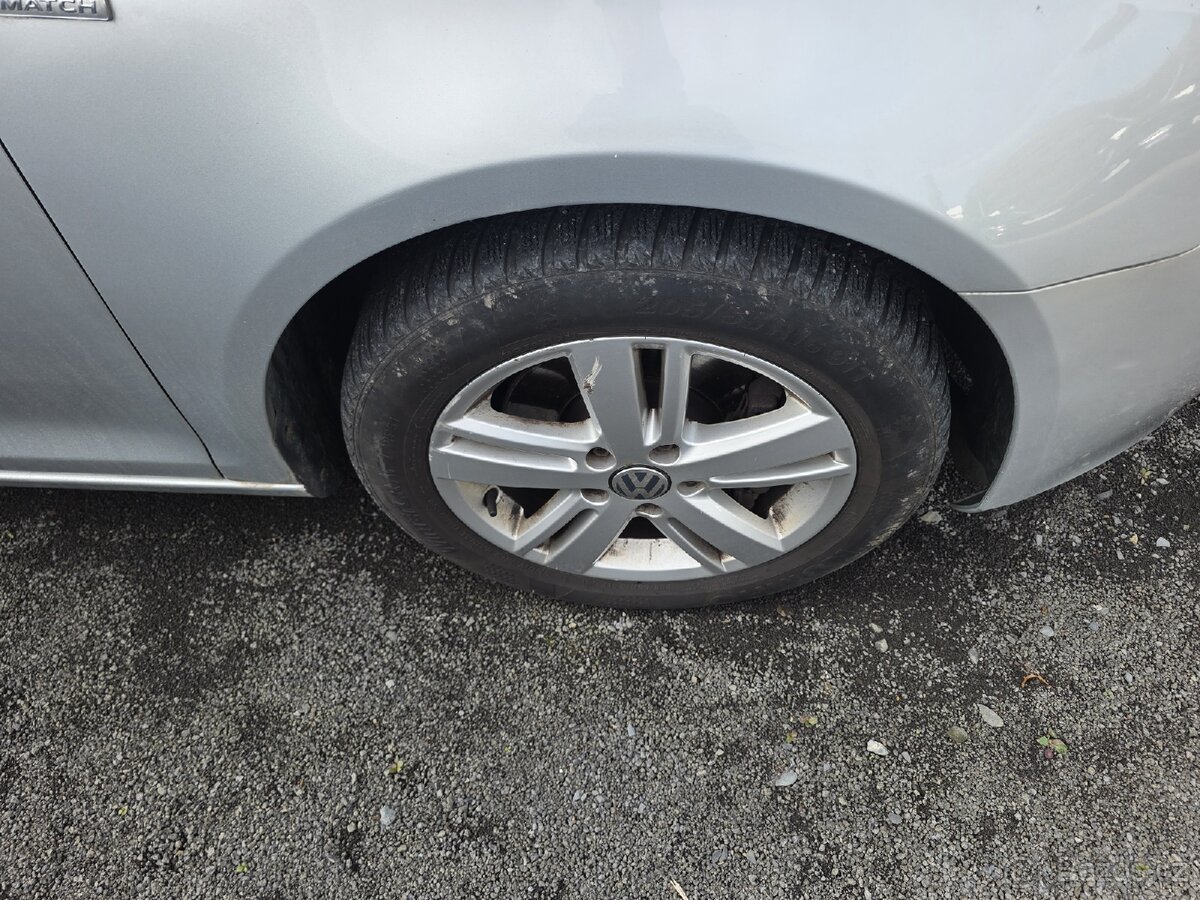 Volkswagen Golf 2.0 TDI - 10