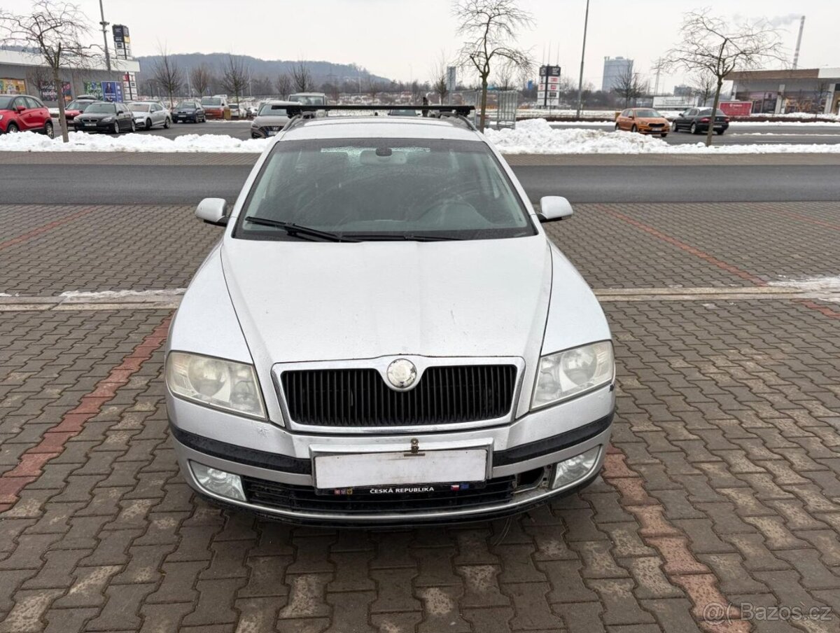 Škoda Octavia II 2.0 TDi 6 rychlostí - 10