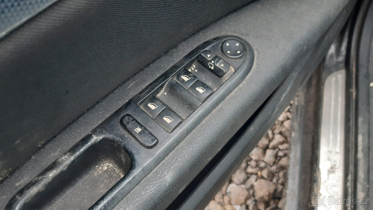 Peugeot 407SW AUTOMAT 2007 2,0HDI 100kW XENONY-DILY - 10