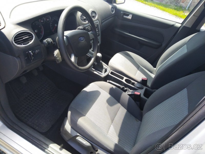 Ford Focus II 1,6 16V 74kW, r. v. 2006 - náhradní díly - 10