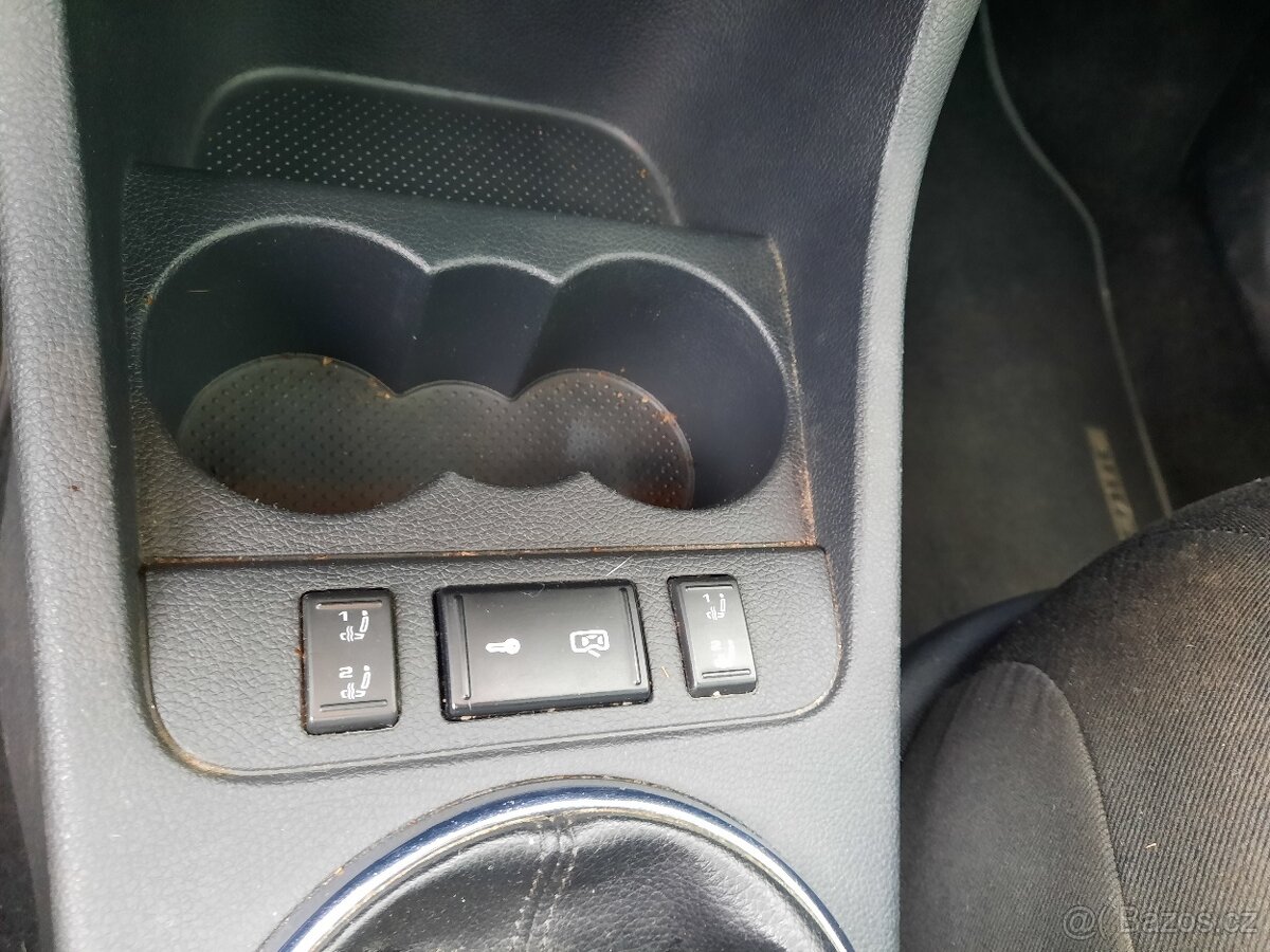 Škoda Roomster scout panorama 1.2 TSI 77kw r.2012 serv.kniha - 10