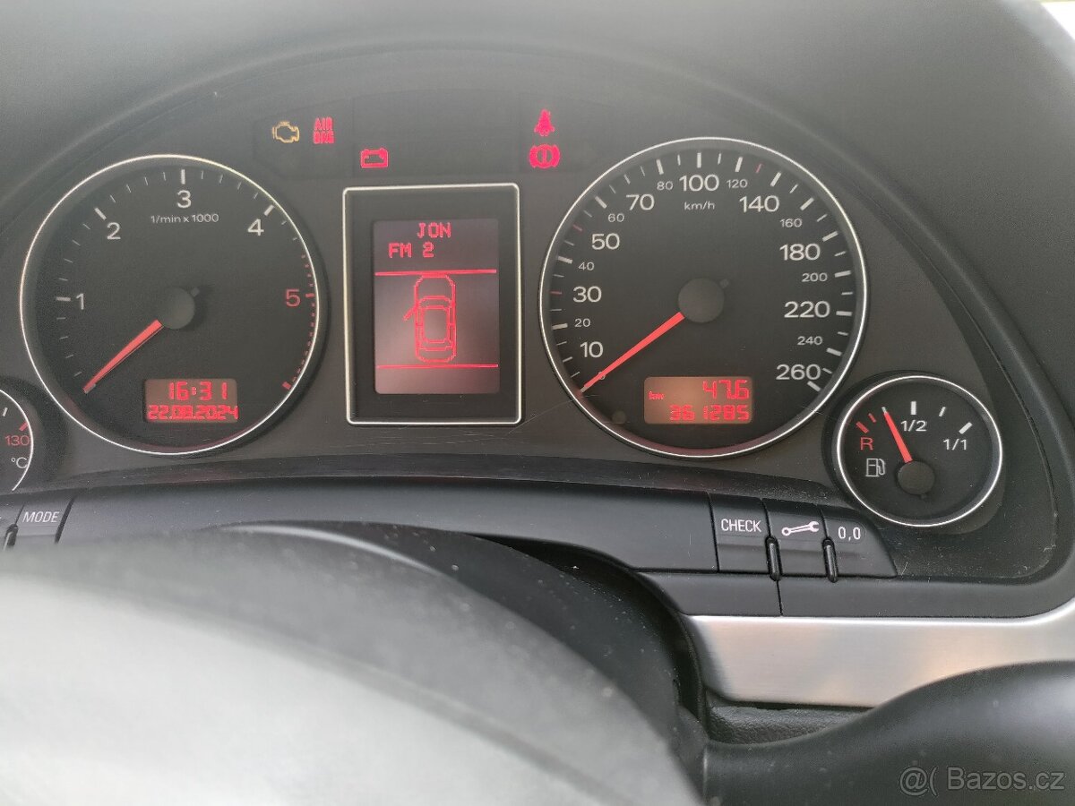 Audi A4 B7 sedan - 10