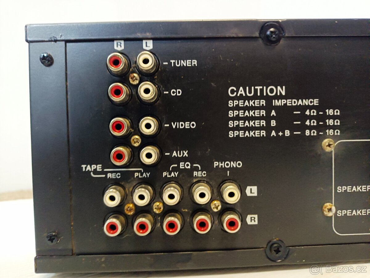 UNIVERSUM zesilovač V-155, stereo 5 vstupů - 10