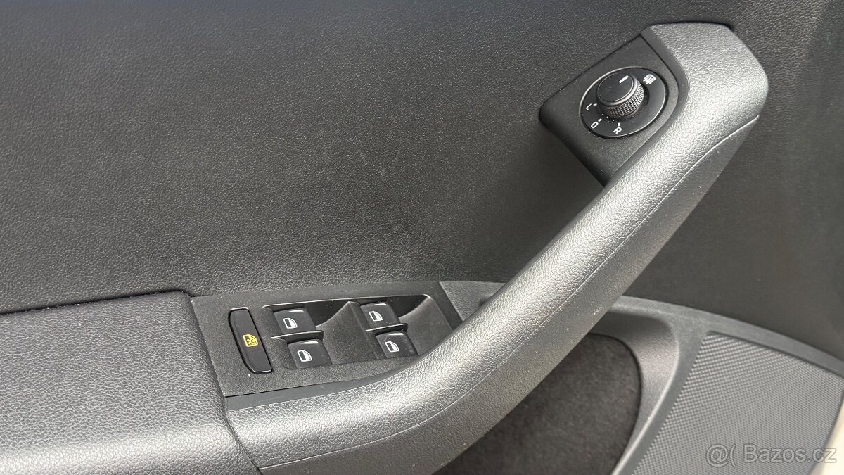 Škoda Octavia 2.0TDi Style, DSG, Xenony - 10