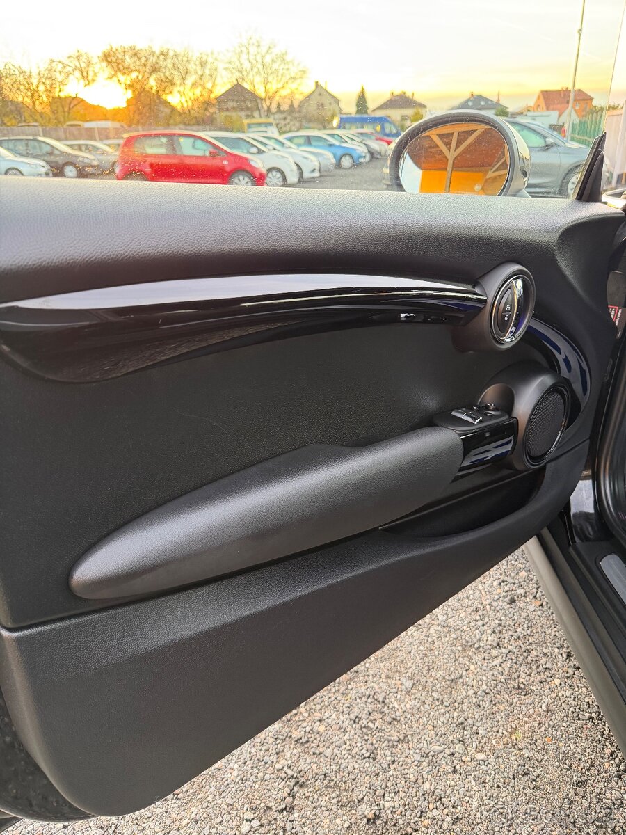 Mini Cooper One, 1.5i LCI VÝHŘEV LED 1.MAJ - 10