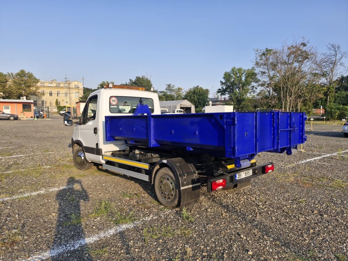 Kontejnerové Iveco daily 3.0 - 10