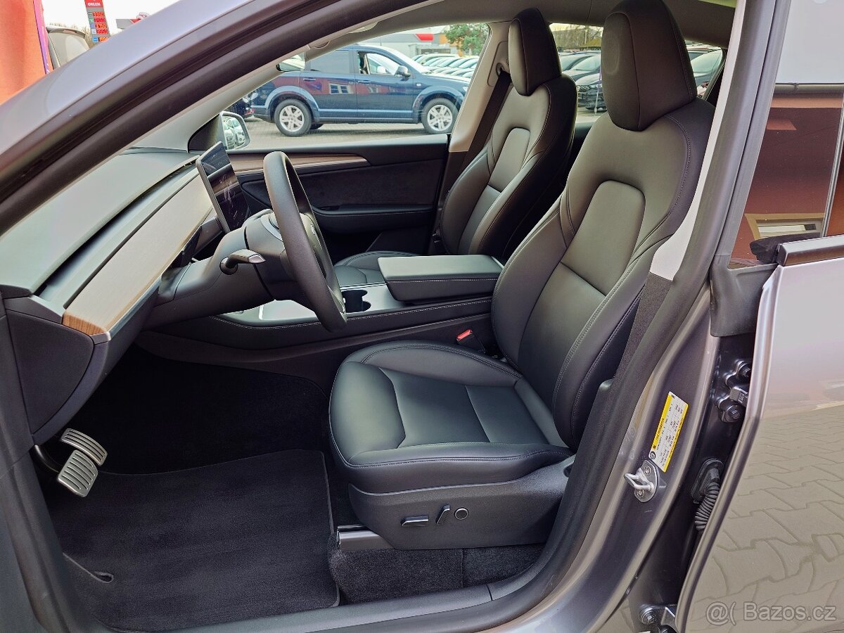 Tesla Model Y 2023 Performance - Berlín 393kW - 10